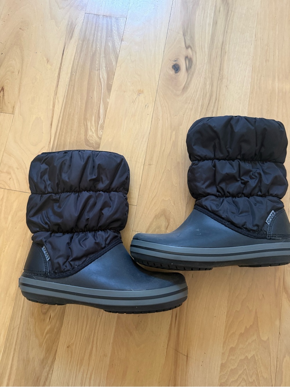Crocs Winter Puff Boot Womens Winter Warm Nylon Shaft Boots Black Size 6